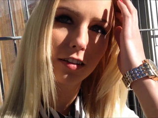 Close-up anal quickie