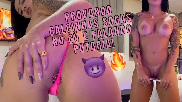 Provei Minhas Calcinhas Mais Sexy E Me Masturbei no Espelho Socando Uma Rola ...
