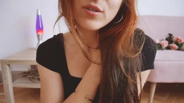 Joi Asmr  Ta Copine Soccupe De Toi Aprs Le Boulot