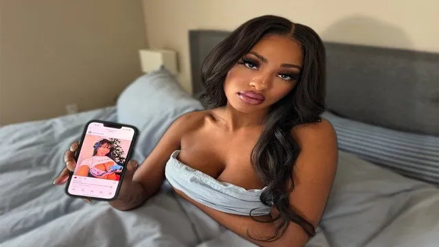 Sister's Best Friend Found Out I Masturbate to Her and She Let Me Fuck