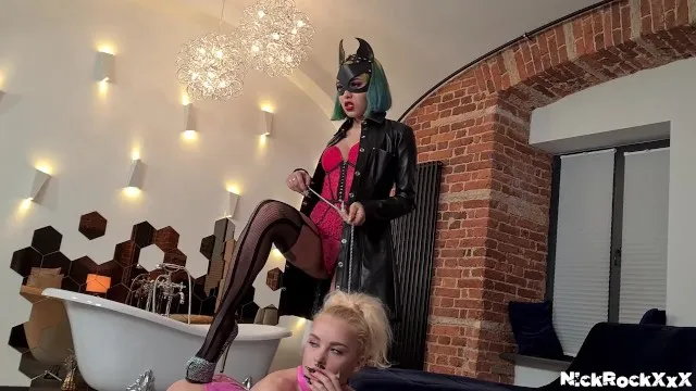 Backstage. Warming Up Tight Holes before Shooting Real Porn! Fucked 3 Teen Mo...