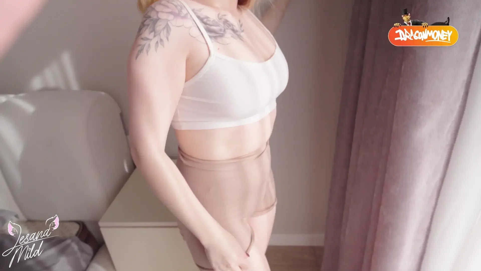 Teen in Leggings: Blowjob, Missionary, Facial