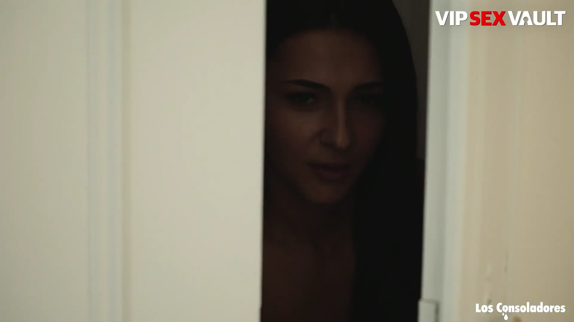 Alexis Brill Is Shy at First but then Has the Best Threesome