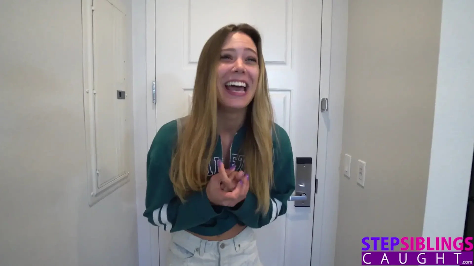 “i Don’t Want Anyone Knowing Im Wacking My Stepbrother Off” Avery Christy Tel…