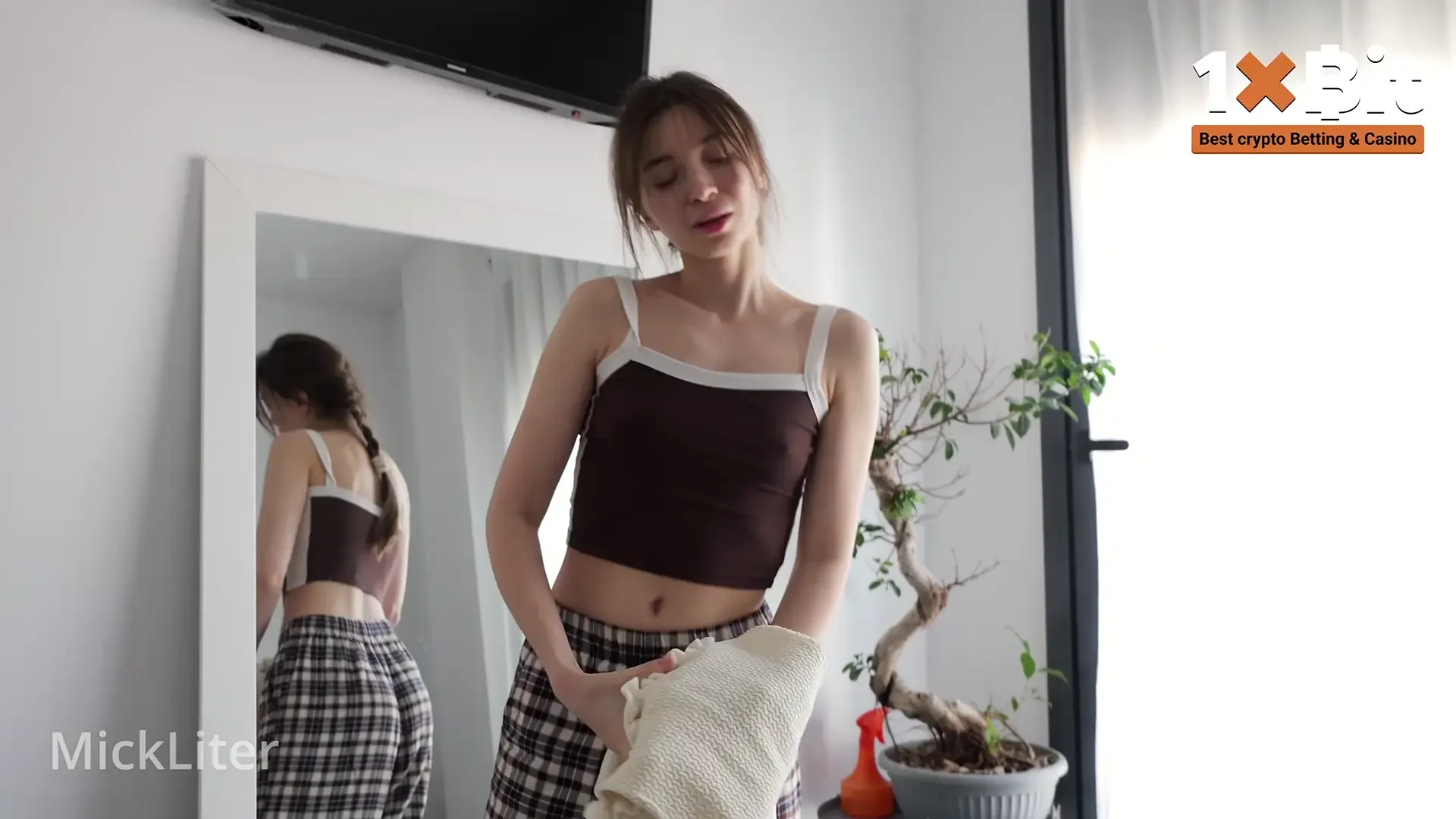 Cheeky Courier Refuses Parcel, Leads to Action