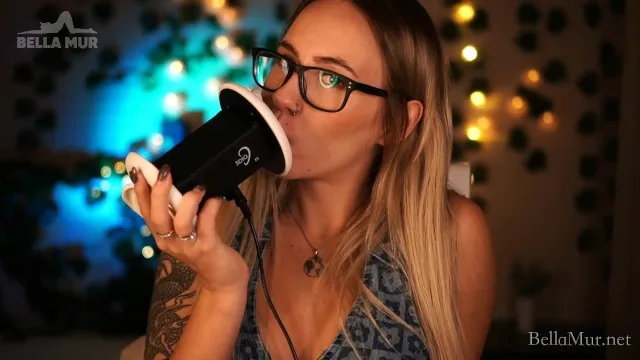 Asmr Kissing Your Ears !sfw!