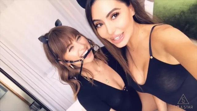 X Riley Reid Share Huge Cock