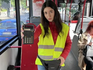 Bus Conductor Caught Cheating Passengers and Complies with Officer's Demands