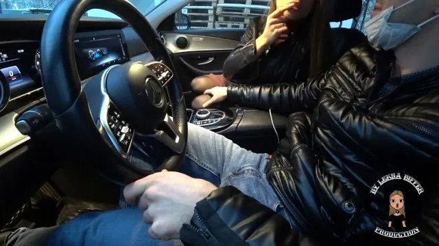 The Fellow Traveler Did not have Money and She Sucked the Mercedes Driver